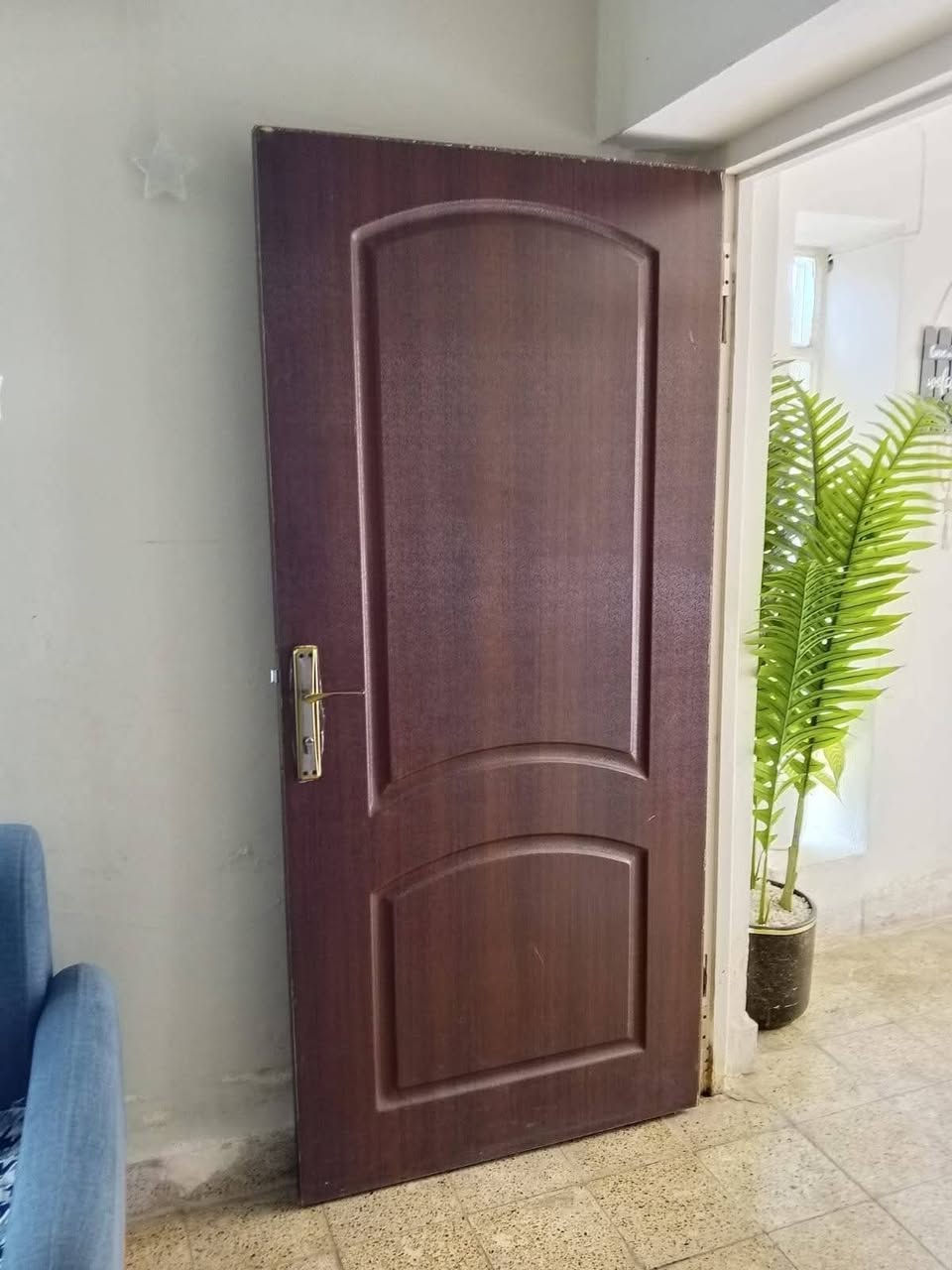 5ابواب للبيع ***********
