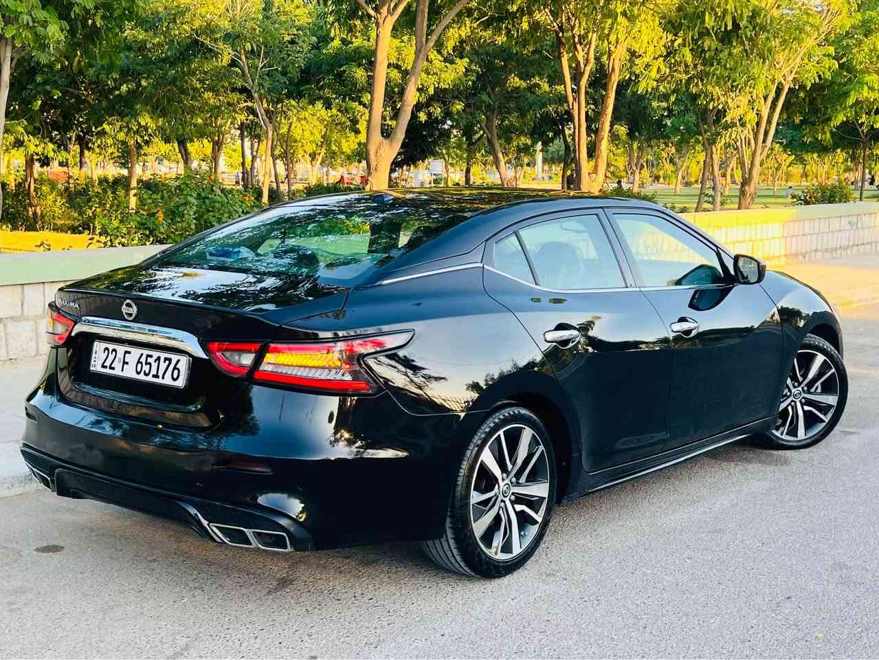✈️للبيع ببلاش أنظف نيسان ماكسيما موديل 2019 nissan maxima كتلوكات الشركة وياها السيارة جديدة ونظيفة بمعنى الكلمة 
✅مواصفات S 
‏‎✅محرك V6 حجم 3500 لتر بقوة 300 حصان
✅‏‎ المواصفات : بصمات عدد ثنين 2 
بصمة ابواب وبصمة تشغيل وتشغيل عن بعد 
✅أنظمة قيادة سبورت رياضي و نورمال
‏‎✅كشنات مخمل بالباكيت
‏‎✅كشن كهرباء سائق + سكن
‏‎✅تبريد قطعتين مركزي + تبريد مناخي منفصل
✅كاميرة خلفية ‎دوارة + شاشة كبيرة كار بلي +خرائط GPS 
‏‎✅ويل حجم 18
‏‎✅نقاط عمياء جانبية + تحذير الخروج عن المسار
‏‎✅كروز سرعة تحكم ستيرن + رادار أمامي 
✅اشارات بالمري تحديد مسار + تحديد سرعة 
‏‎✅اشارات ترحيب منظومة زنون أصلية 
‏‎✅ليدات امامية
‏‎✅ماوس تحكم شاشة
✅مكينة گير تبريد كهربائيات صدر كلها مكفولة بشرط الفحص
‏‎✅ماشية 98 الف ميل حقيقي  
✅الضرر  : البچم كبس والخلف كبس الضرر جانبي بابين وجامرلغ خلفي  صبغ صور السونار وصور الضرر مرفق وية المنشور ايرباك درگة جانبي فقط ومرجع بلاد سستم
‏‎✅السيارة تريد تحويل تريد وكالة سنوية ورقم جديد وبأسمي السيارة نظيفة جداً صيانة منتظمة مال جنّاي مبدل هايدروليك گير جديد + دهن مكينة جديد تخم تاير جديد 
مناسبة للمدينة والسفر تجمع بين الاداء الرياضي والفخامة 
✅السعر جداً مناسب 128$ ورقة وبيها مجال بسيط وعندي فيديو كامل للسيارة اللي يحب ادزلهيا عالخاص
مكان السيارة قضاء كلار تابع لسليمانية
للتواصل الاتصال عالرقم *********** كالار, السليمانية
