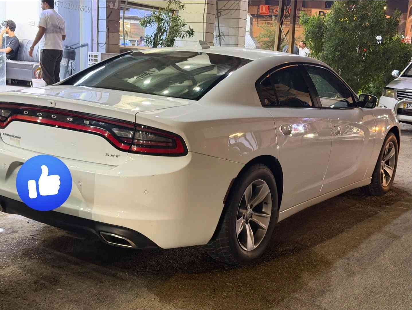 تشارجر SXT • ٢٠١٨ • شاشة كبيرة