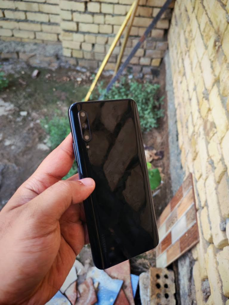 هواوي Y9S
ذاكره 128
الجهاز شاشته جدا نضيفه وكله بلادي فقط الكامره الاماميه المنبثقة متشتغل الباقي كله مكفول
سعره 75 ومكاني حله ابي غرق
*********** حلة, بابل
