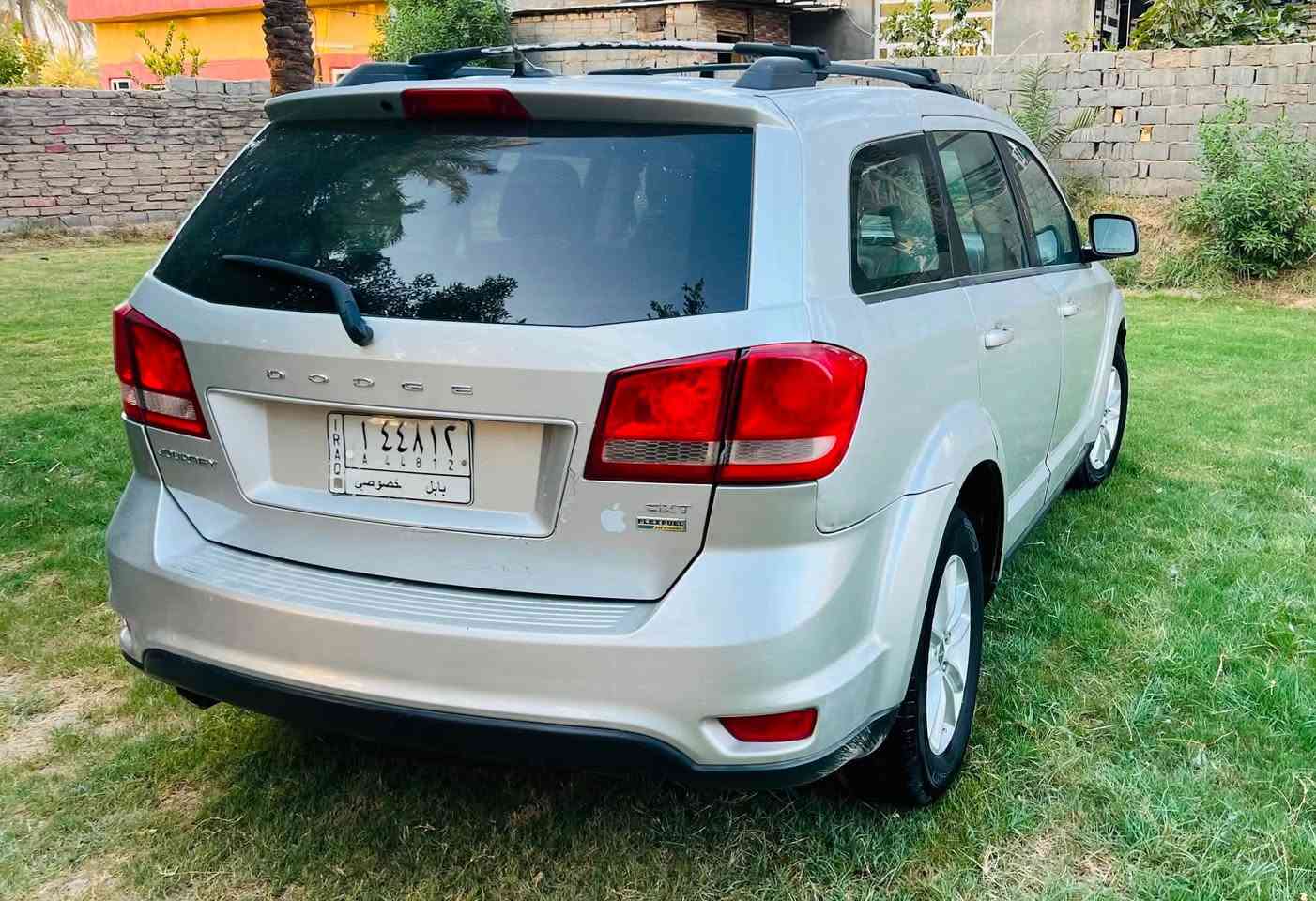 دوج جورني SXT
الموديل 2013 
المحرك 6 سلندر 3600
 السياره مكفوله من الصبغ والرش والحادث 
گير ومكينه وحداديه وتبريد كفاله
رقم بابل
السعر 120 وبيه مجال
للتواصل خاص او على عالرقم 
العنوان بابل / الحله
***********
