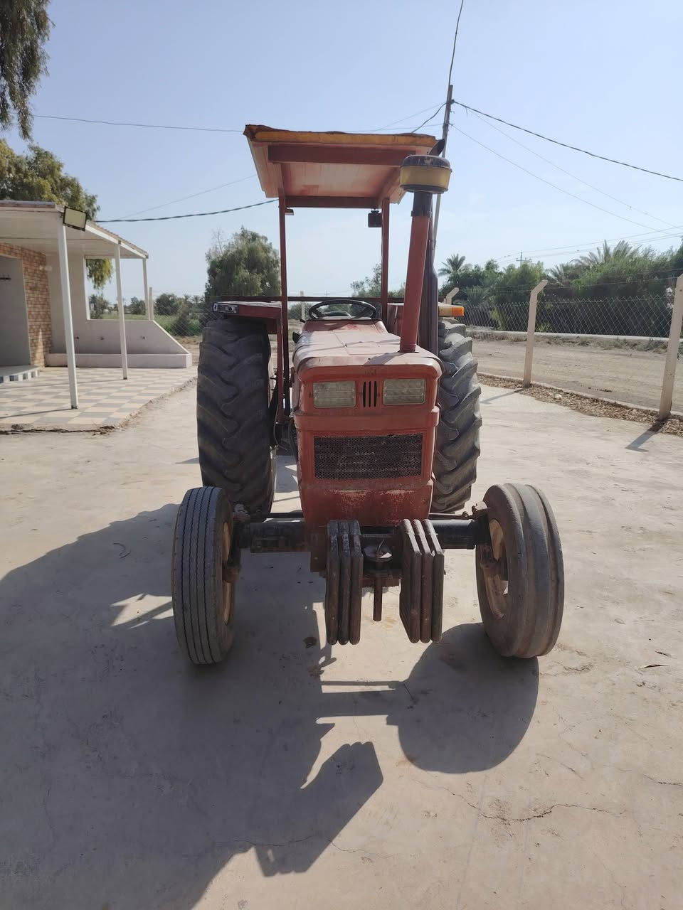 مكينة • نيهولند • مش جاهزة