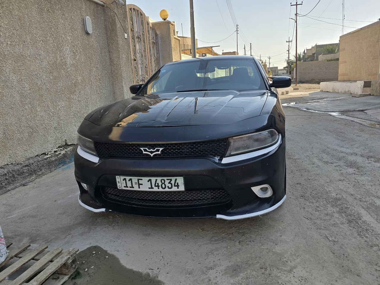 جارجر 15 محرك 3600
رقم بغداد 
مكانها صلاح الدين قضاء بلد 
***********
السعر 145
وترهم مراوس بجارجر 5700
