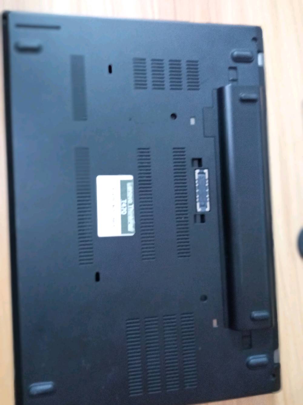 لابتوب للبيع لينوفو جيل السادس  T470 فول مواصفات 
نظافه 95

مناسب للدراسه وللبرمجه والالعاب 

دبل بطاريه طول ساعتين 
شاشه حجم 14 
  مع ملحقاتها كامله شاحنه اصليه وماوس 

السعر 300
 مكاني نجف