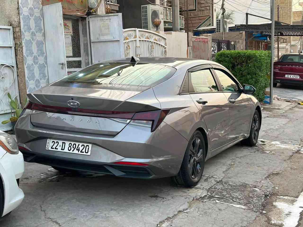 السلام عليكم 
النترا  م/2021
وارد امريكي 
بدون صبغ وبدون تبديل 
فقط بارد قليل
مواصفات 
بصمه تشغيل + ابواب
نقطه عمياء 
تحديد مسار 
مثبت سرعه 
المواصفات العاديه 
جاهزه بدون نواقص
مدوشمه عام 
ماشيه 112
السعر 130 وبيهة مجال بسيط 
مكاني بغداد الدوره شارع الطعمه او زيونه 
***********
