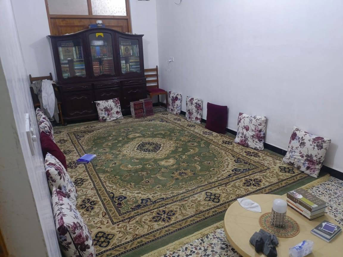 السلام عليكم
دار سكن للبيع طابق واحد المساحه 125م الواجهة 6.25م
النزال 20م الزعفرانيه ضمن قطع  حي الأمانة
  
يحتوي على استقبال + مطبخ + صاله كبيره + غرفه نوم + منور كبير  + صحيات داخليه وخارجيه

كامل مواصفات 

السعر مناسب 
الاستفسار / ☎️ *********** ☎️
