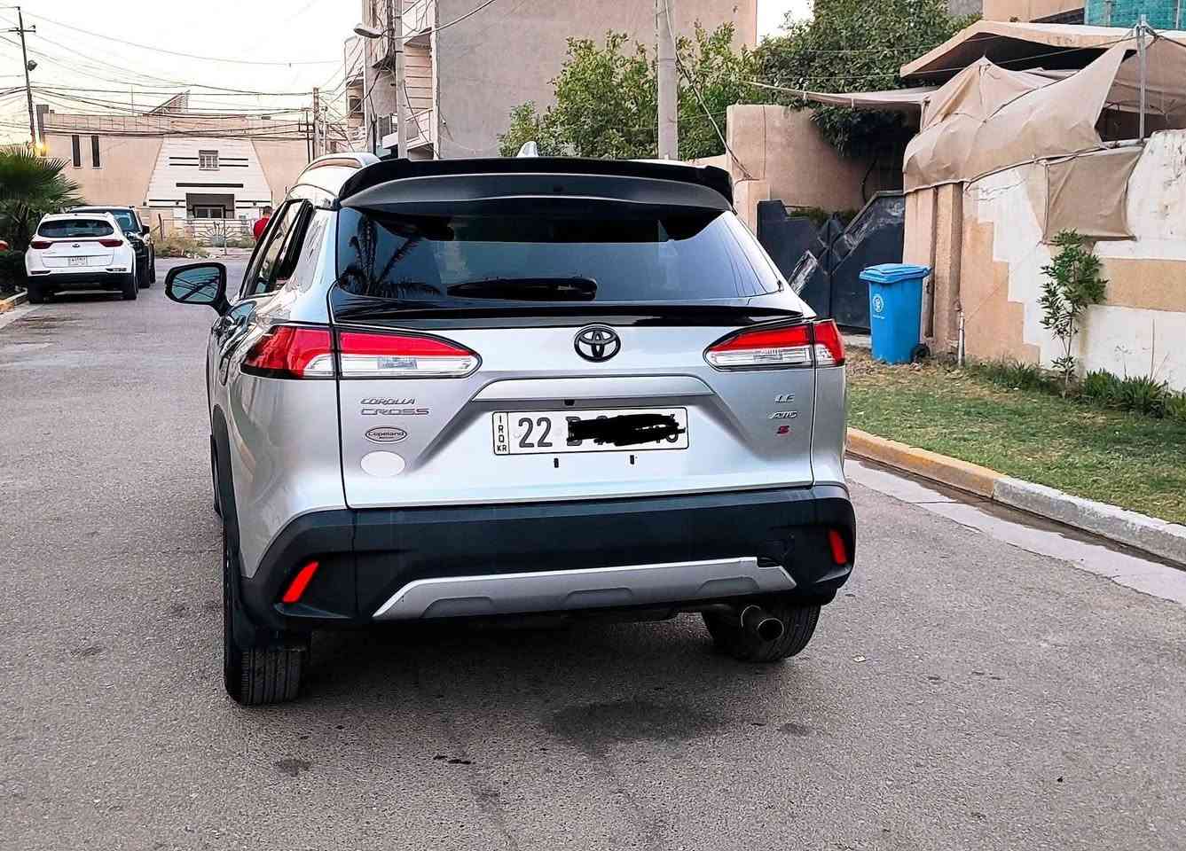 سلام عليكم.... 
#كورلا #كروز 2023 وارد امريكا
حادث جانبي جاملا باب شويه من البنيد
موصفات LE معروفه
ماشيه 32 k
رقم اربيل
مكان سياره بغداد
سعر 165 ورقه
***********

