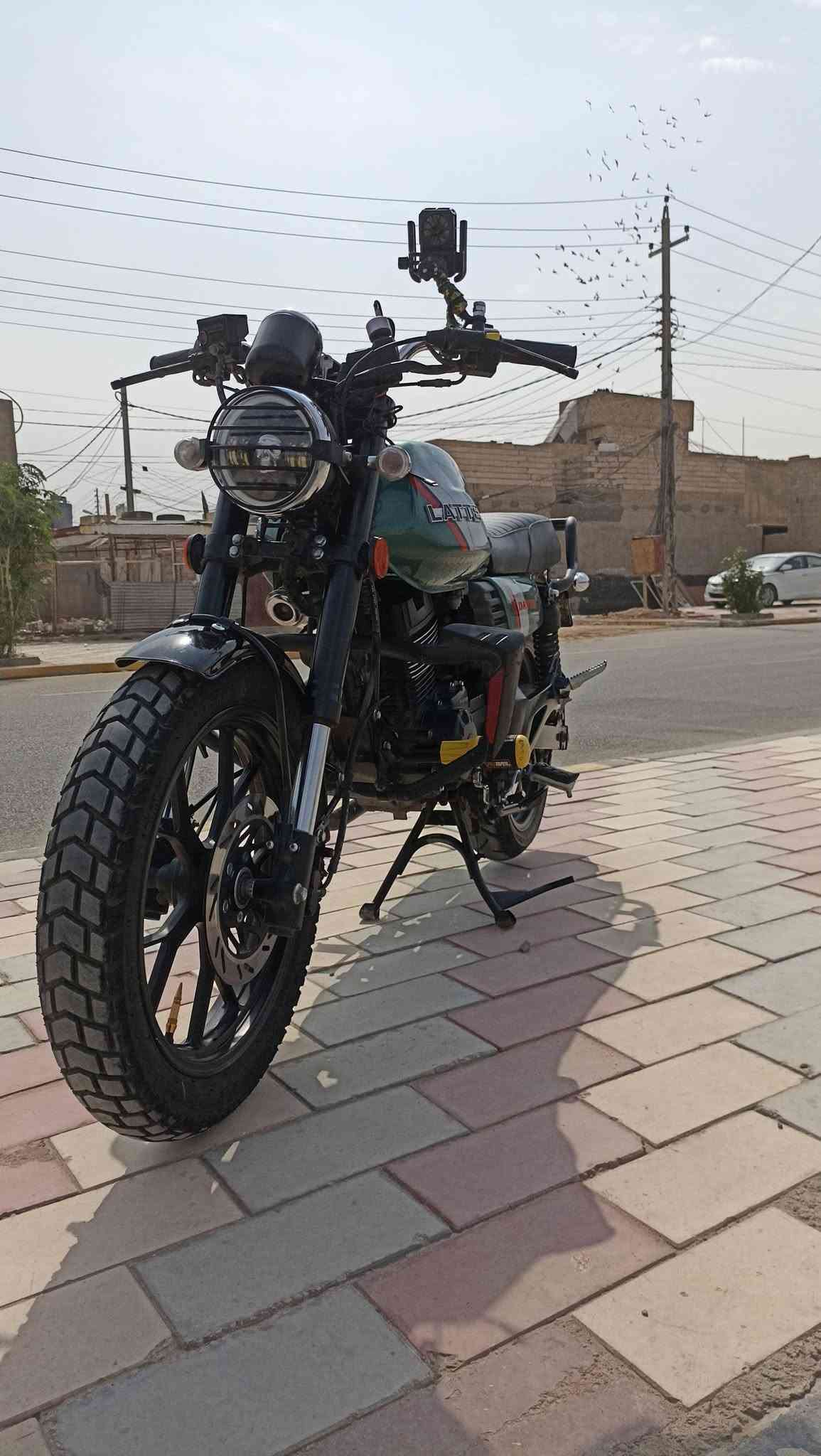 دايون لاتي • موديل 25 • زيرو