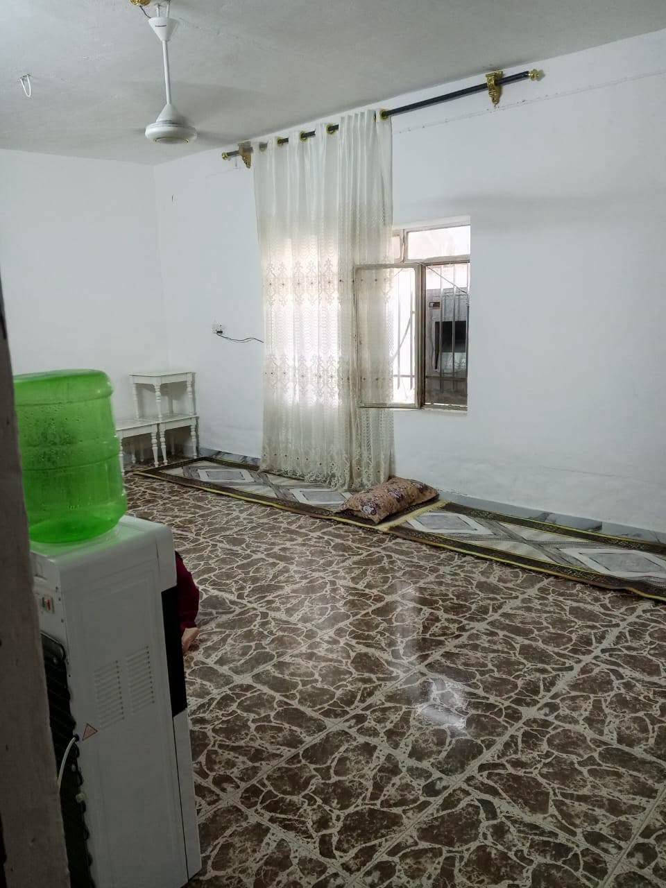 🏡  دار للبيع    🏡
                               
دار للبيع سامراء الافراز طابقين الطابق الثاني معزول 

متر الواجه 12 ونص  والنزال 20 شارع 10
                         
                         

  🌍 الموقع  /سامراء حي الافراز  سند 25 بدون تحفظ 🏡🏡      🏡
                   

  📐 المساحه  / ( 250 متر   طابقين 5 غرف ) 
                   
                 🏡     🏡
                     

      ■■■■■■■■■■■■■■■■■■■■■■■■
           للإستفسار أكثر يمكنم التواصل عبر رقم الهاتف 
                ☎️ ( ***********)☎️  
        
  🙋‍♂️ مكتب السهل الاخضر للعقارات الضباط الثانيه
