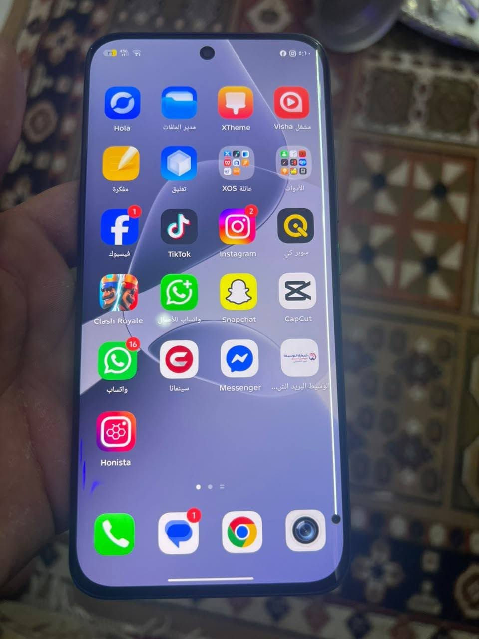 السلام عليكم 
انفنيكس هوت 40 برو 
ذاكره 256 العشوائيه 16 
يشغل 144 هرتز يعني فول سلاسه
الشاشه بيها خط بس مماثر عاللمس 
الجهاز نضيف كلش واستخدامه قليل 
السعر 180 بي مجال 
المكاني ناصريه قضاء الغراف 
تواصل : ***********
