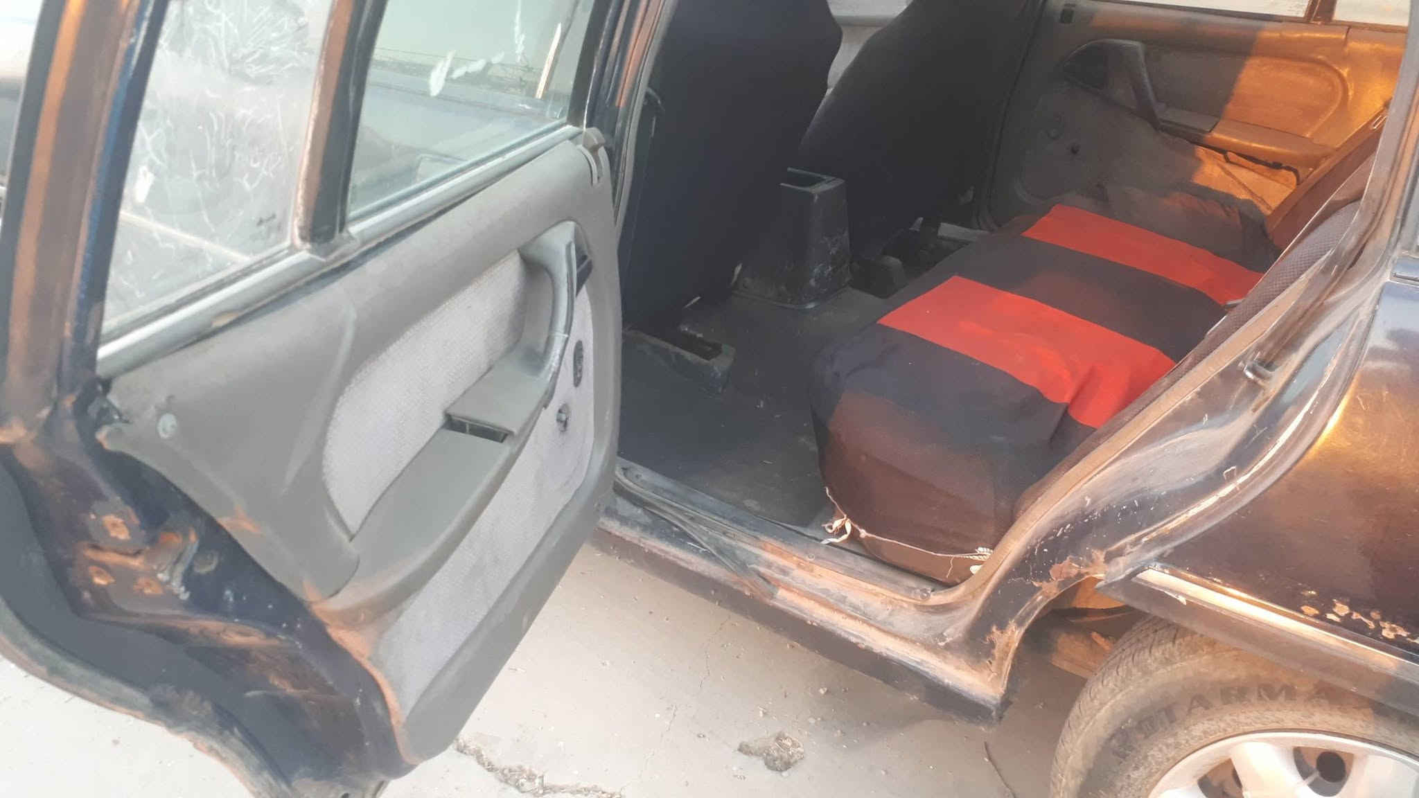 سلام عليكم البيع وبل وميه موديل 91 سنويه صاقطه بل 19 عليها قرامه 500 الف تحويل من لوكيل بشرط قيم بليرضا الله متوازي عله بيعتها *********** شراي يخابر
