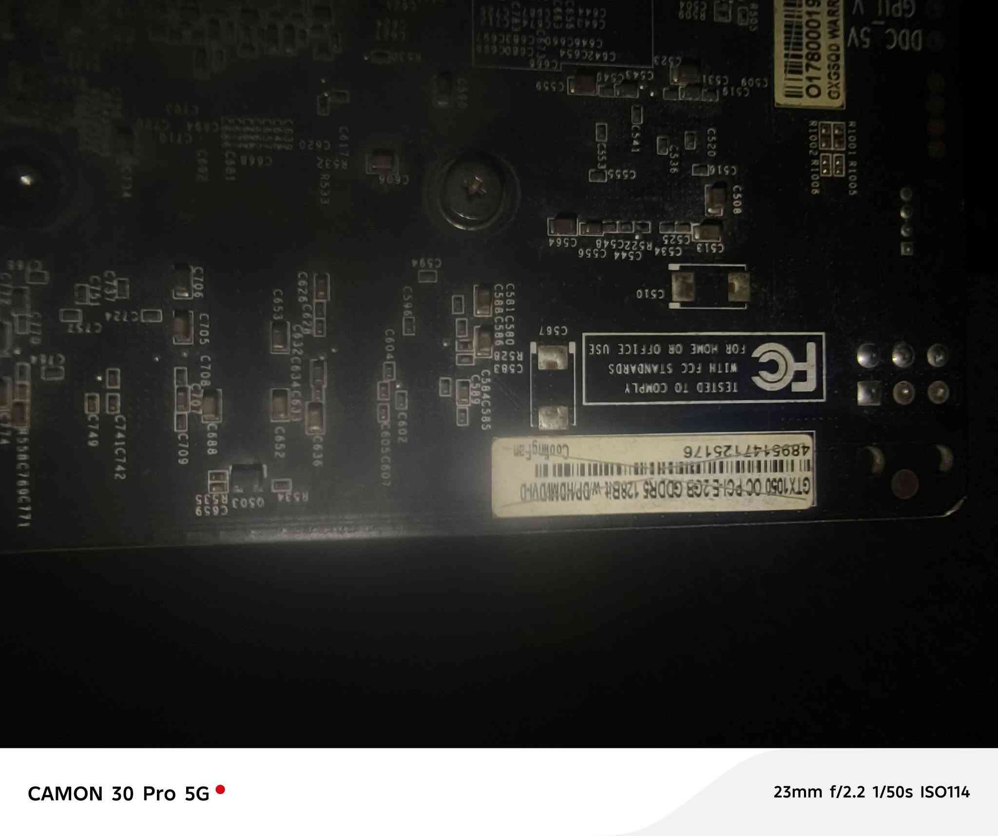 السلام عليكم
عندي كرت شاشة GTX 1050OC 2G
 سعرة 35نظافة 87%100

هارد ديسك HDD1T الهيلث مالته 80% 
سعره 30 وبيهم مجال عنواني بغداد مدينة الصدر قطاع 68
***********
