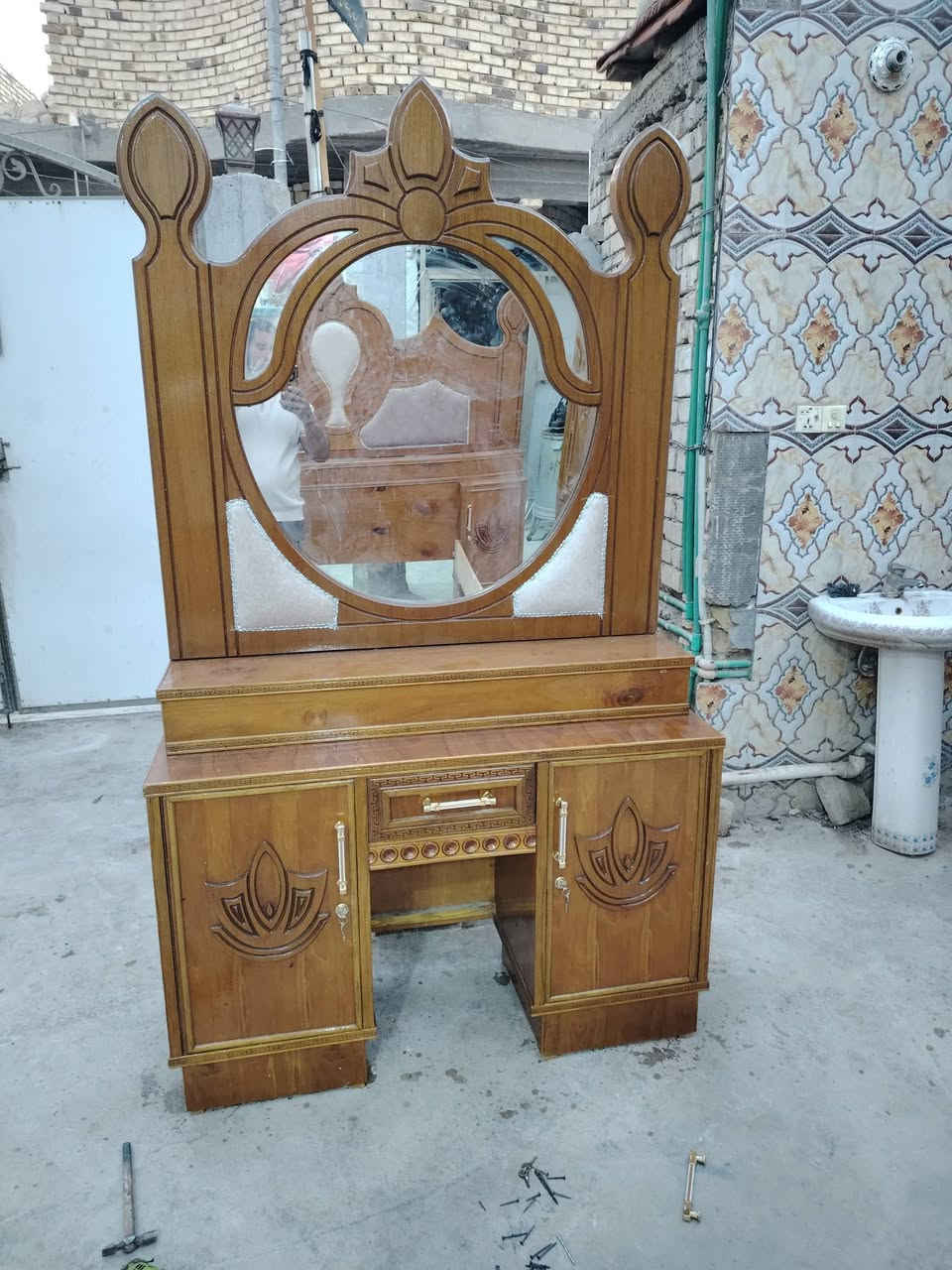 غرفه مستعمله ام الخمسه شغل تزكام نضيفة حيل المكان بابل قضاء القاسم السعر 650 بيه مجال الرقم ***********
