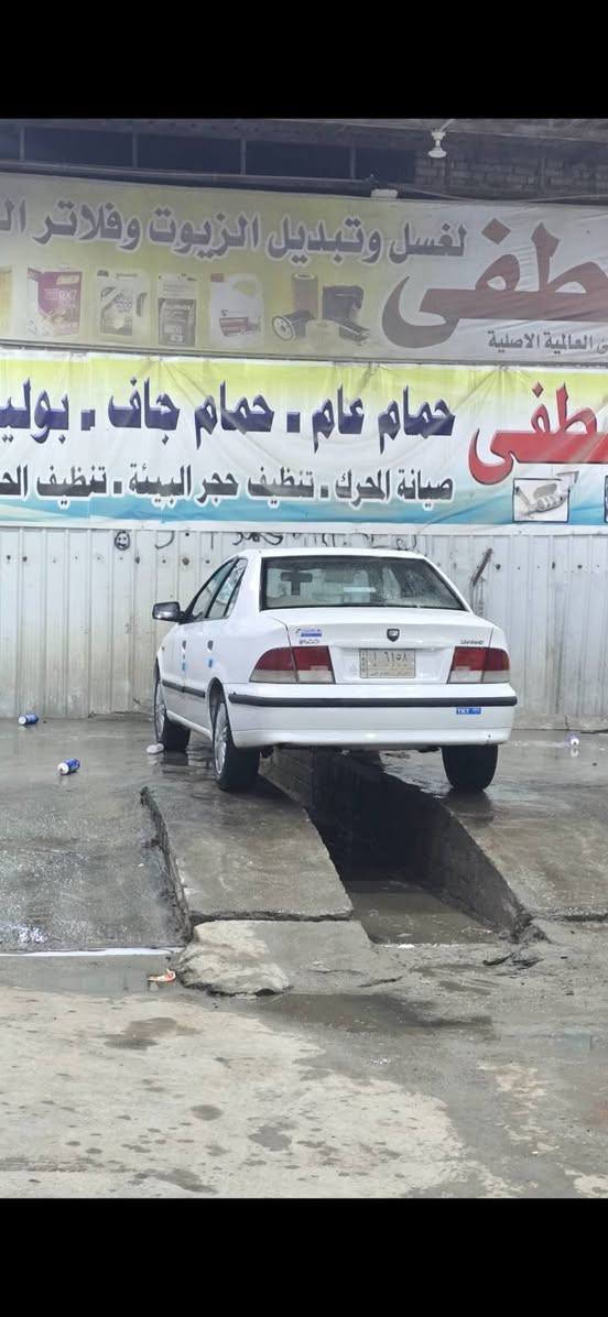 سمند ١١ للبيع
تبريد جديد ومكينة وكير بلاد وكهربائيات معظمها شغالة 
السبارة نظيفة ونشطه 
حدادية جاهزة 

البنيد طاير ومعور مقدمة القمارة ومعمرات 
تايرات تعبانه 
مكانها سوق الشيوخ ***********
السعر ٣٤ وبيها مجال
