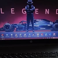 لابتوب HB • ٥٠٠ جيجا • ٨ جيجا
