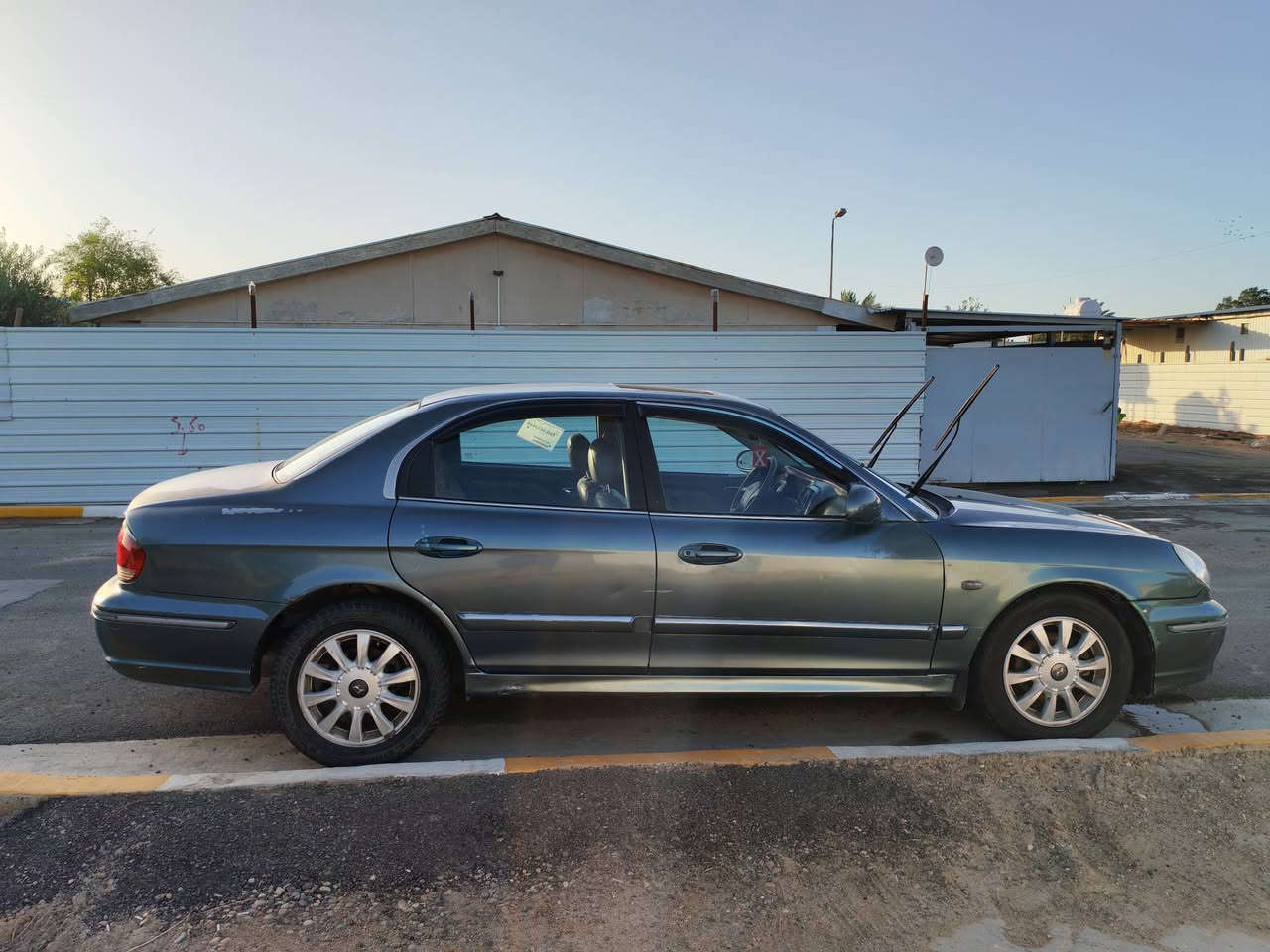 سلام وعليكم
سوناتا وفود 2005

محرك 2700 v6

كير اوتماتيك

كهربائيات شغاله

رقم بغداد إنكليزي هزه جديده

السعر/60

الهاتف/***********

المكان/بغداد حي الجهاد
