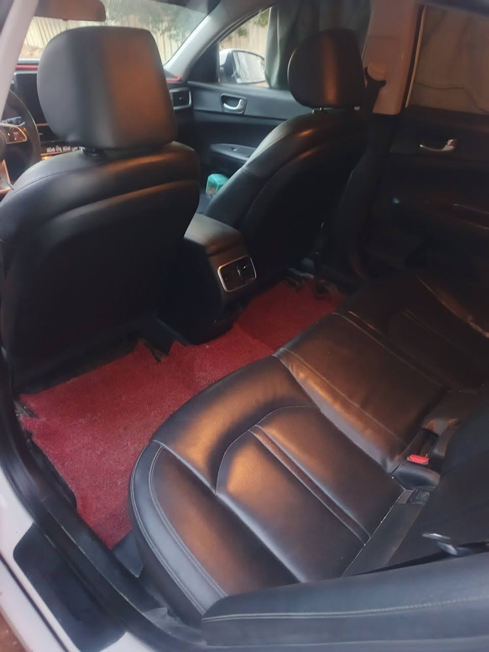 سلام عليكم  k5 سعر 130  موديل 2021    معوقين سنه ونص وصير حره  شوف سونار داخل صوره تفاصيل سياره  ***********
