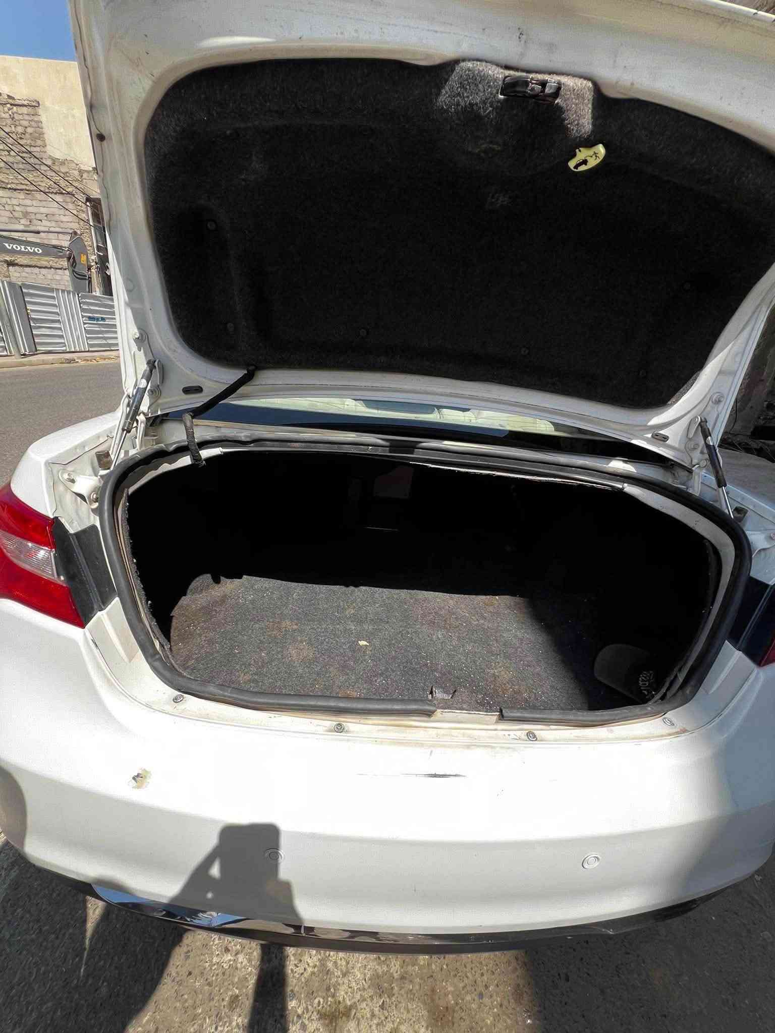 كلايسلر C200 • محرك V6 ٣٦٠٠ • ماشيه ١٨٠ الف
