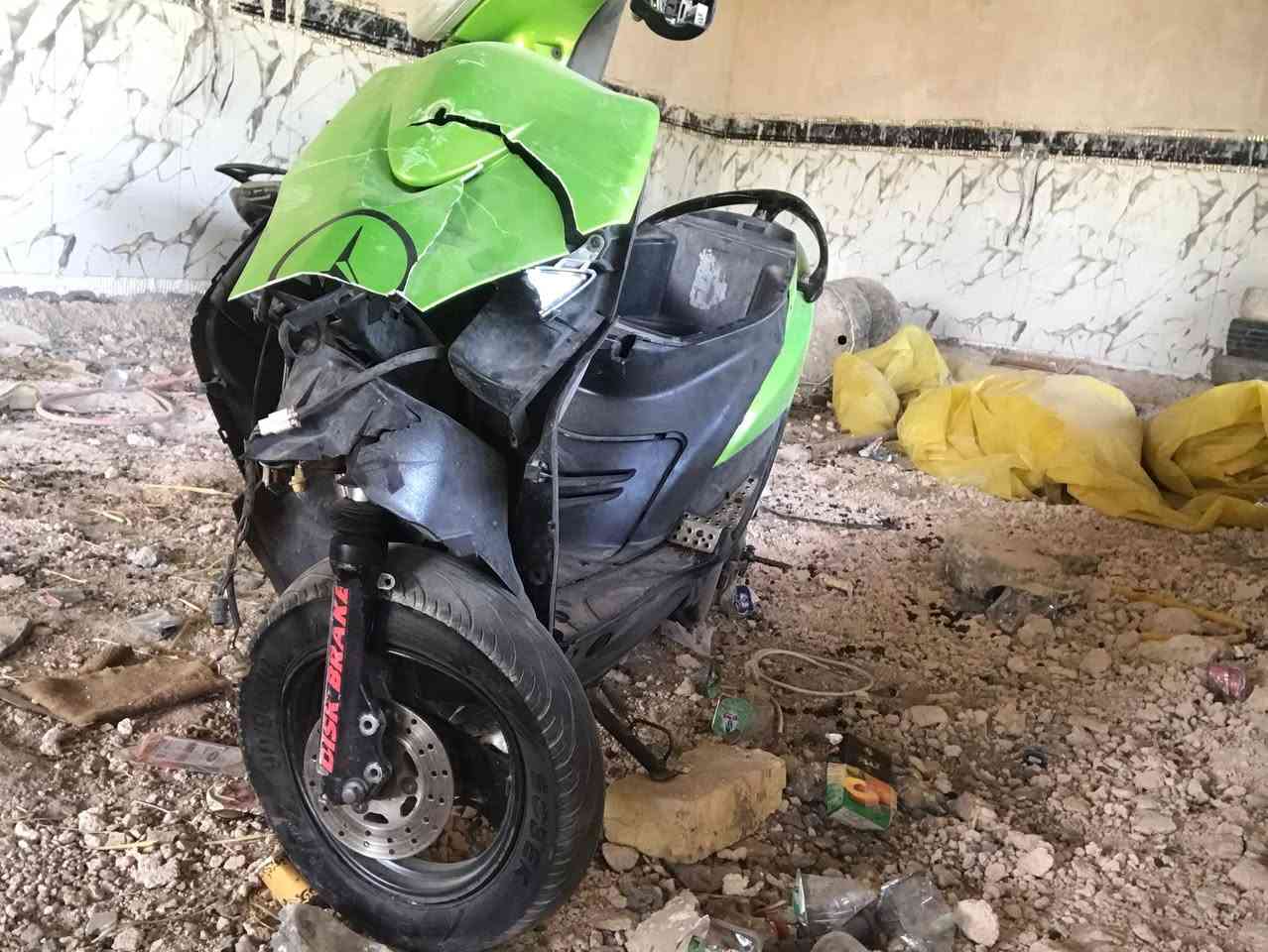 ماكس عدله سويت بيه حادث مثل ماموضح بل صوره فقط عوزه ماشه ويل امامي تاير مابي شي  دراجه جديده اشغله كدامك سعره ٢٤٠ وبيه مجال خاص ماموجود اتصل ***********     مكاني حله نيل
