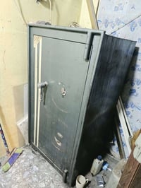 فاترينة • قاصة • بعقوبة