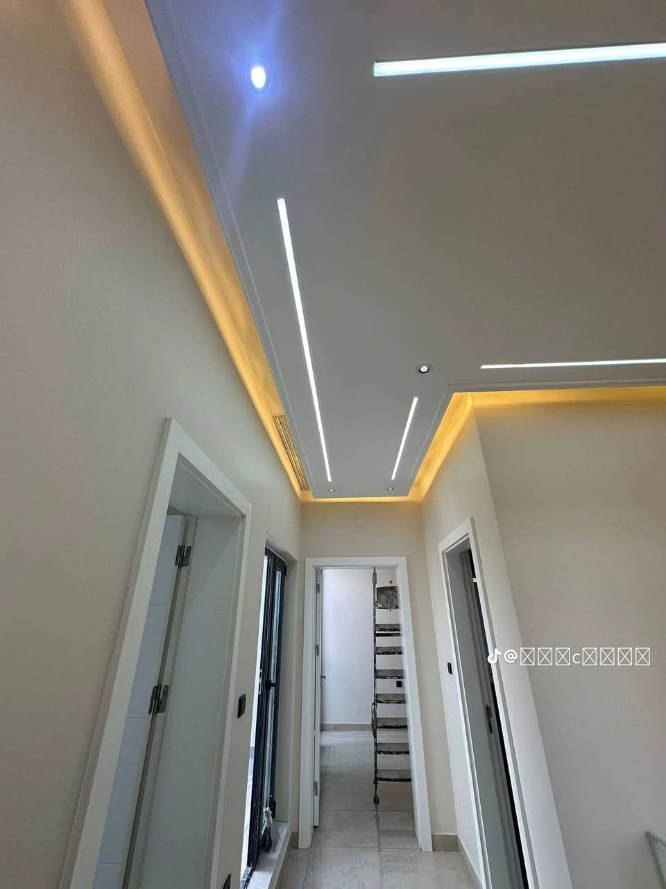 ديكور • دهانات • صباغين