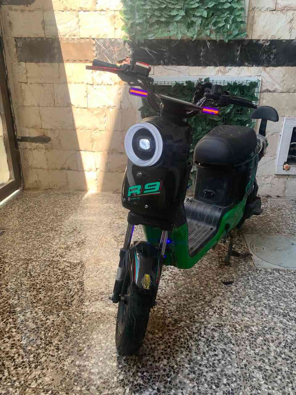 دراجه. البيع سعر ٣٠٠ ؟***********
