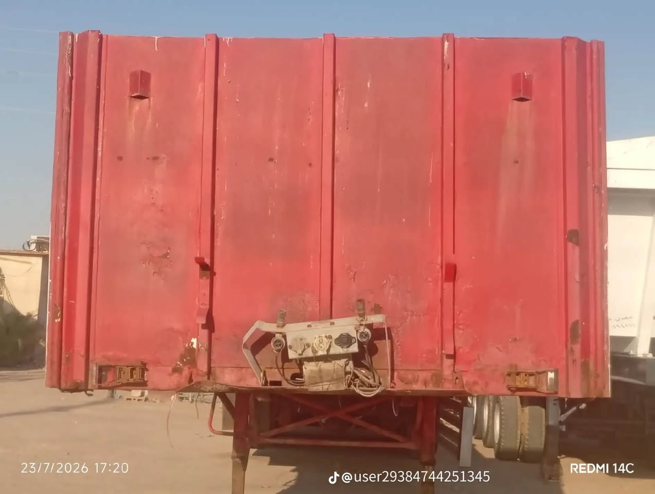 عربانه اوربيه ١٣ و ٦٠
دنكير علاك دنكير سنبا 
مكفوله من الفطر وكسر والحيم 
وركه جوه   سطحة الخشب جديده 
سيبايه اتشيل التأيرين صندوكين 
عربانه حلوه تأيراته حلوه وفوك نص أعمر 

رجان مو شراي ويكسر سعر لايخابر 

***********
سعره ٣٥ وبيه مجال قليل
