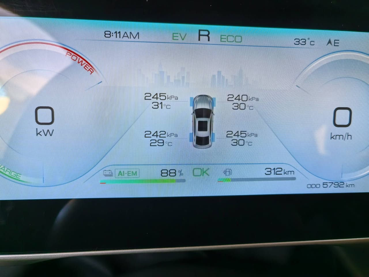 BYD QIN L
بي واي دي كن ال
موديل 2024
تاريخ الانتاج شهر 12 /2024
اسود زيتوني الداخل
شاشة قلاب
كرسي السائق كهرباء
بطارية 80
اللون ابيض
4 كامرات 360 درجه
حساس امامي خلفي جانبي
 زيرو
ماشيه 5000 كيلو
رقم بغداد 
بأسمي السيارة
مكفوله
شخط مابيها
رقم الهاتف

***********
