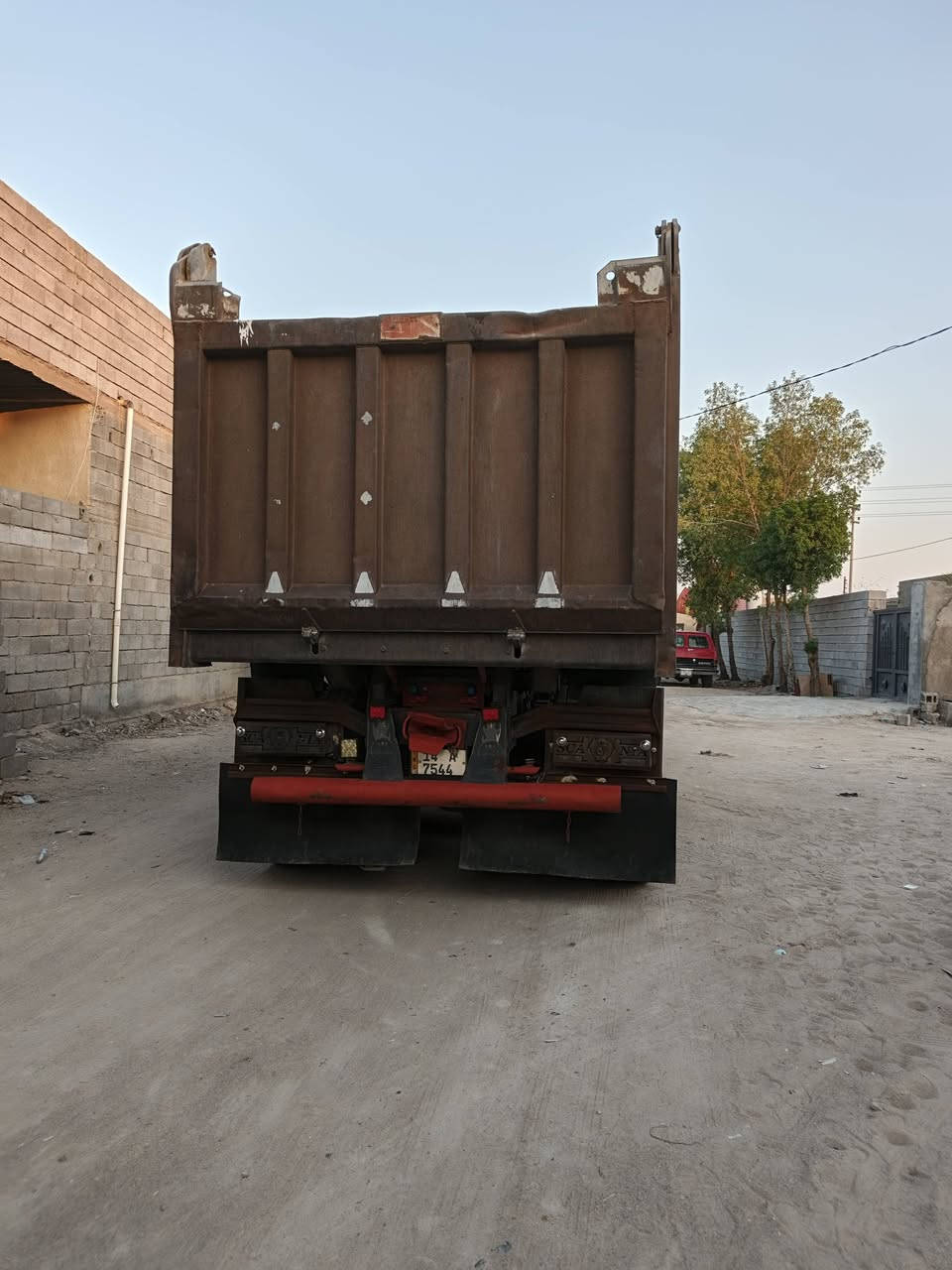 سلام وعليكم اعادت نشر بسبب الوعود الكاذبه
سكانيه للبيع فقط جاهزه محرك ٦انجتر بلكارتون 

بدي تفصال طخم تاير رقم جديد بسمي كير ٩٠٠ 

مجموعه خفيفه تبريد شغال جاهزه للعمل وللستفسار اكثر 

اتصل ‏‪***********‬‏
