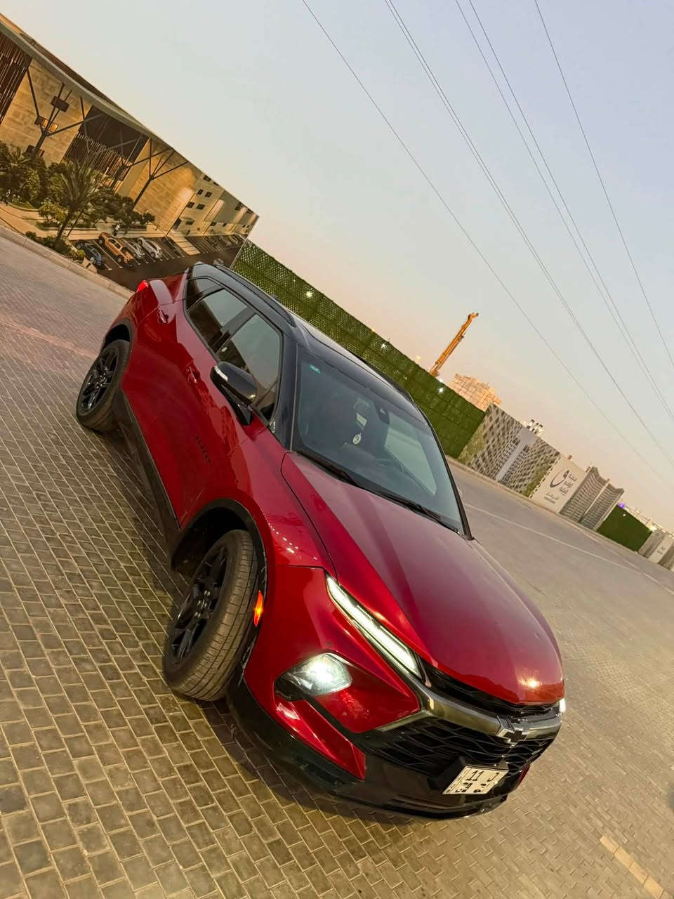 السلام عليكم 
بلايزر 24 توكلر بلاد احمر واسود RS فول مواصفات FWD
  رقم بغداد الجديد
محرك: v6 3600 
ماشيه: 30 الف ميل
السعر : 205 وبيه مجال  
حادث: بابين جهة الراكب و جاملغ الخلفي وطاك الايرباك 
بجم كبس سيارة كامله من كلشي
المواصفات:
تشغيل عن بعد بانوراما تدفئ وتبريد بالكشنات الاماميه تدفئ بالكشنات الخلفية مقاعد امامي كهرباء والسايق خزن ميموري الجكمچة قاصه شاشة چبيرة وابل كاربلي واير ليس 
صندوگ كهرباء ٣ وضعيات سبورت و سنو مود نقطه عمياء تحكمات ستيرن جهتين فتح وقفل من البيبان ، بس تبتعد عنها تقفل, تنزل الجامات بالريمونت ,سستم الصوت Bose®
 وهواي بعد مواصفات...
مكان: بغداد مجمع الوافي السكني
للاستفسار: ***********
