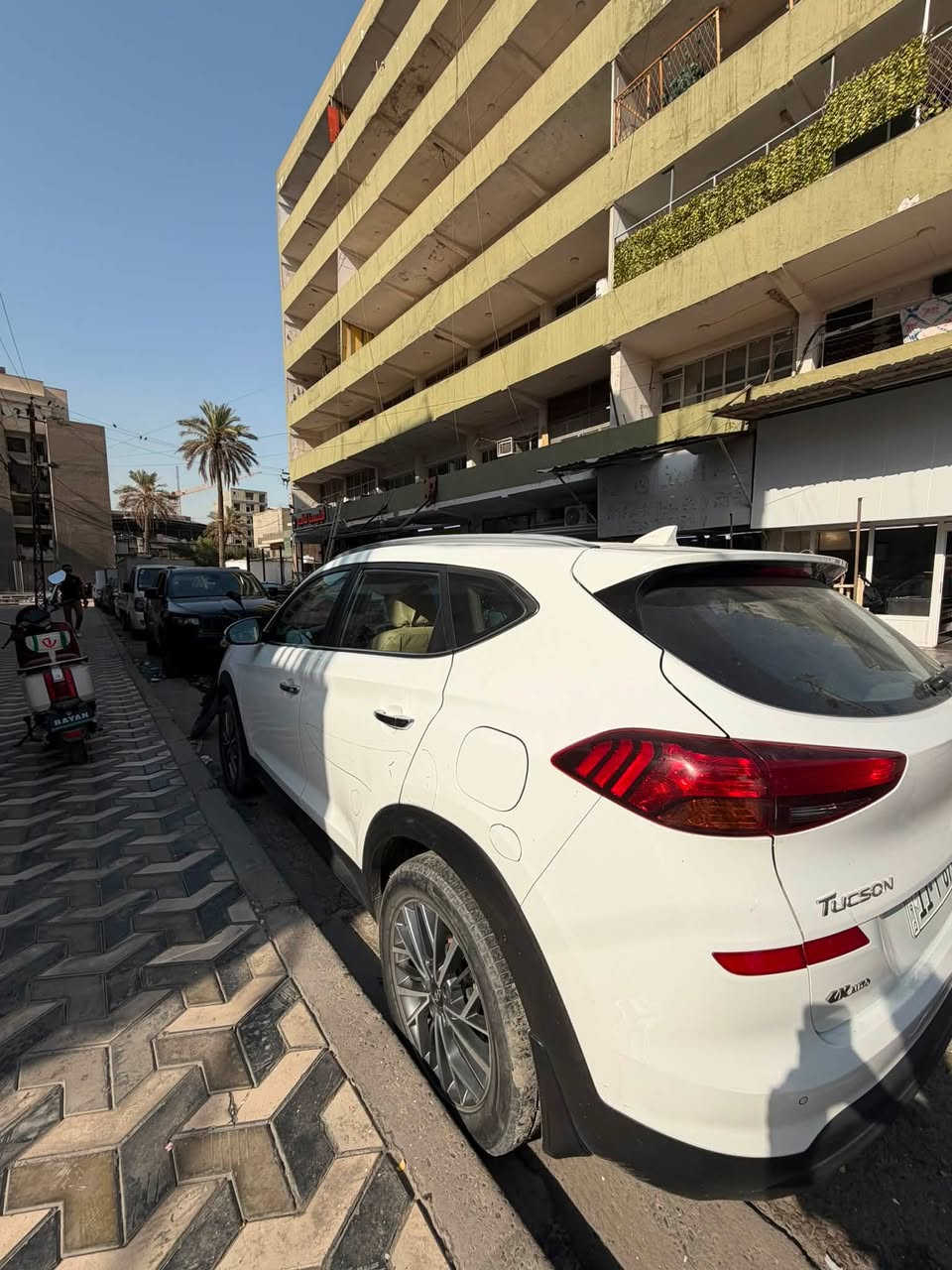 توسان
موديل 2020
وكالة الكاصد خليجي
ماشية 77 الف 
الاستفسار رقم صاحب السيارة ‭***********‬
