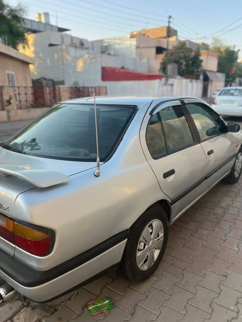 سياره:بريمر.موديل 91
لون: سلفر محرك 16
شرط: الكير ولمحرك + حداديه كامله مكلمه سياره مابيها :اي نقص تخم تايرات جديد سونيه بسمي مشروع :وطني  لل28 +دفتر بانزين  
عنوان كركوك :
رقم الهاتف : ***********
