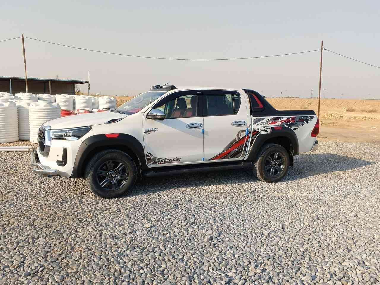 فلاونزه TRDسته سلندر بانزين موديل 24   اوتوماتيك فول1/1 ماشيه 38  رقم واسط سياره بيها تجوه بسيطه مبل بيها جاملغ مكاني ناصريه السعر 270  رقم تلفون ***********
