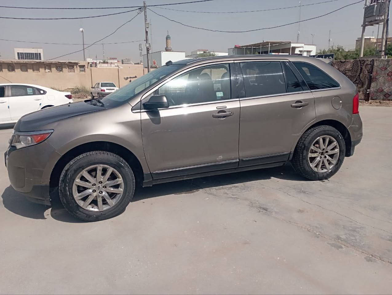 فورد ايدج لمتد موديل 2014 بيع مستعجل ب 70 وبيها مجال ***********
