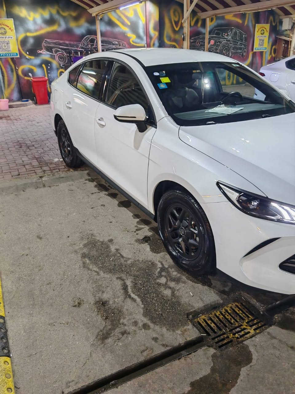 السلام عليكم
بي واي دي كن بلاس ٢٠٢٥ ماشيه ١٢ تقريبا باسمي رقم بغداد
بيها فقط طخه بسيطة ع كد شبر بالجاملغ الخلفي فوك الهلال جهة اليسار  داخل رصاصي مكاني بغداد وشرط التحويل
***********

