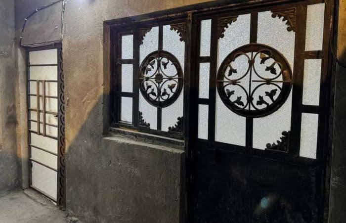 يتوفر بيت للايجار
بيت للايجار...
المساحه 100 متر
يتكون البيت غرفه كبيره ودوانية وهول استقبال ومطبخ تركي حمام داخلي وخارجي وطارمه الاجار 300الف
عنوان البيت ابو الخصيب كوت ثويني
ستفسار ***********
ابو عباس
