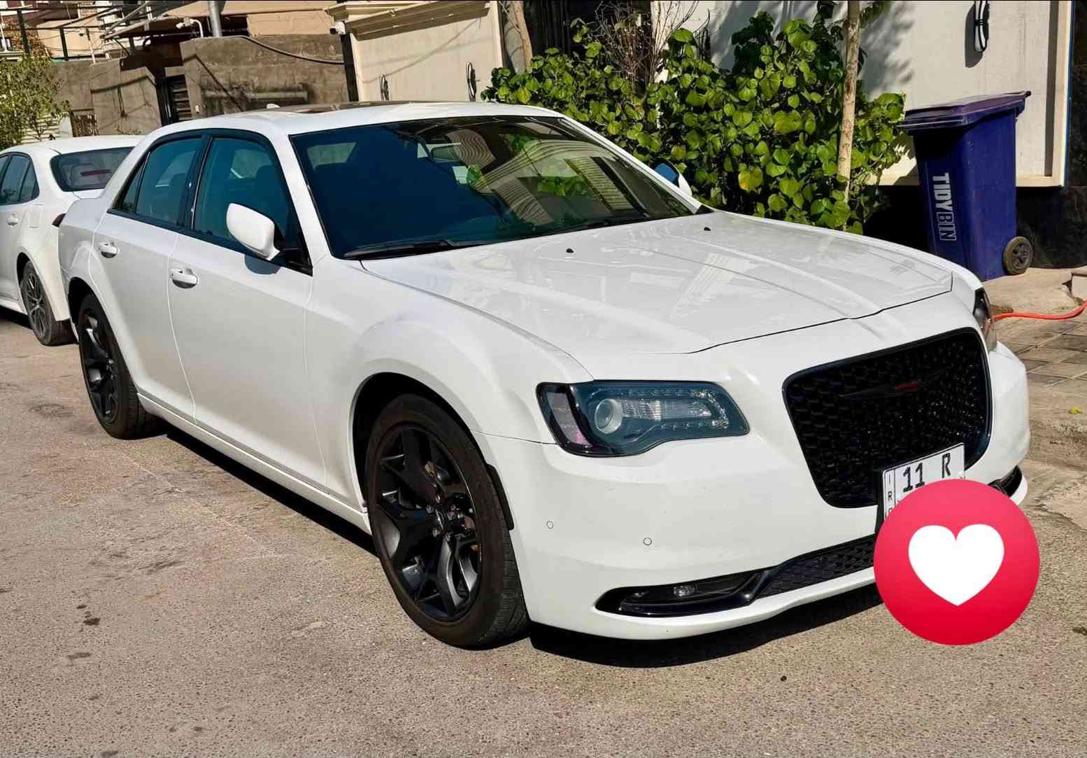 كلايسلر s300
موديل ٢٠٢٣ لامعليه ولا شي اصل ٢٠٢٣

*وارد امريكي حادث جدا خفيف

بدون ايرباك 

* عداد المسافات ٥٥ الف بعدهه على مشي امريكا 

* ⁠رادار امامي

* ⁠حساس امامي خلفي 

* ⁠كامرة

* ⁠مقاعد تدفئة وتبريد

* ⁠تدفئة مقود

* ⁠بانوراما

* ⁠مستشعر وقوف

* ⁠مراقبة النقاط العمياء 

* ⁠تشغيل عن بعد 

* ⁠مصابيح زينون الامامية

وعدة مواصفات اخرى

* ⁠رقم بغداد  مميز بسمي 

السعر 325 وبيها مجال 

مكان السيارة بغداد  

‏‪***********‬‏
