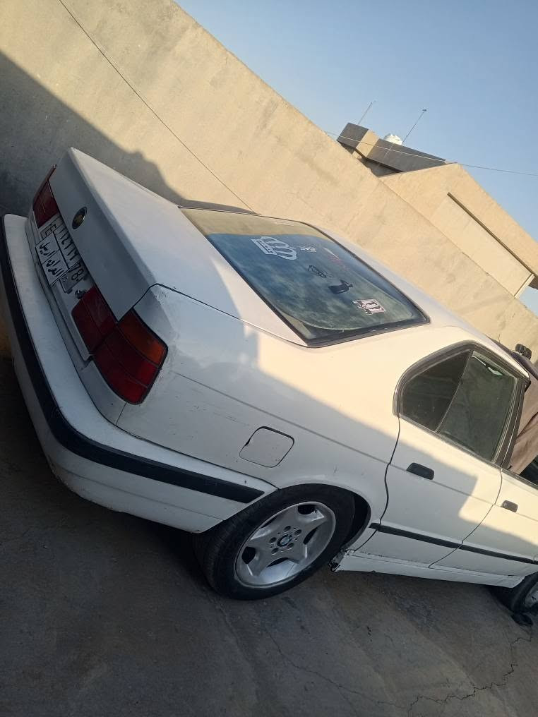 سلام علێکم ئەم بیئێمەمان هەیە بۆ فرۆشتنە  مۆدیلی 91 جام کارەبایە تایەو ویلەکی زۆر خاوێنە تازە تیمان خستیە  هەموو شتی بەشەرت زۆر خاوینە گیڕو مەکینە بەشەرت  هەموو گیانی بەشەرت گیڕ حادیە 520 کەپسە      سحری 41وەرەقەو مەجالیکی برایانە رەقەم تەلەفۆن ***********👍👉🏽 أربيل, العراق
