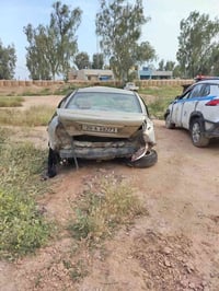 عندي سيارة انترا رقم ديالى الفين واحد انترا 07815245564