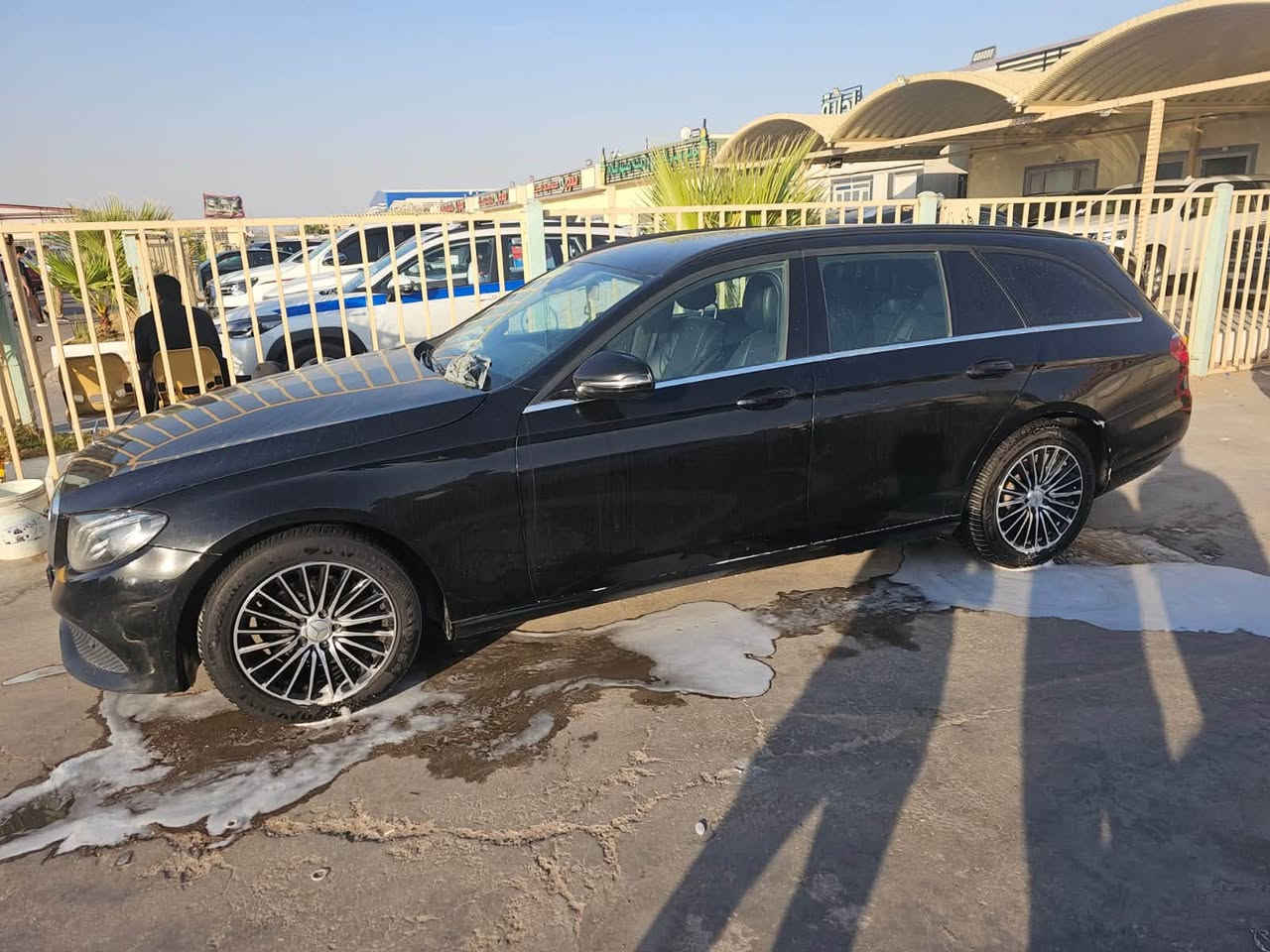 Mercedes-Benz w213
خليجي

حجم E200 

موديل 2018 

فول عدا البانوراما 

حساسات 360 درجه 

مري شفط +حساسات المري (نقطة عمياء)

سايد بريك بصمه ...

بريك اوتوا مانع اصتدام ..

خزن ميموري ...

بعد هواي مواصفات

كير محرك كفاله كير 9نمر 

محرك اربعه سلندر تيربوا

(بيها قطعتين بنيد  وباب خلفي) 

سياره جاهزه مبيها اي نقص خير من الله
سعر السياره 200 وبيها مجال مكاني البصره القرنه ***********
