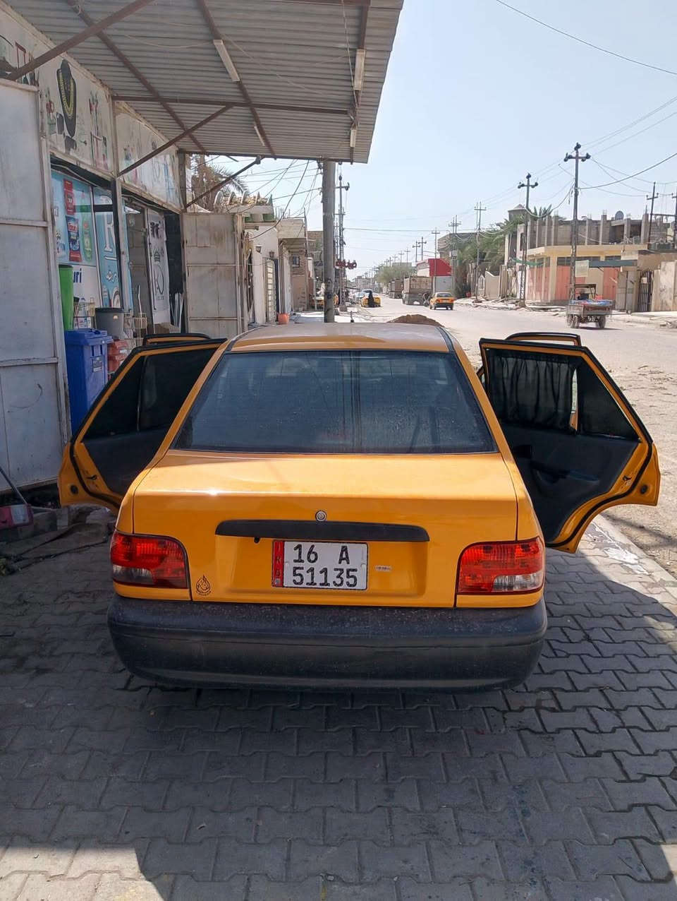 سلام عليكم 
سايبه موديل 25
كفاله عامه  بيه بس صدعه  قليل  بجهت الباب  
رقم دولي قادسيه  مداور ثاني يوم 
مصفره هيه وغرمات  السياره جاهزه  باتري جديد  
غاز +بانزين مكان السياره الديوانية مركز المدينه 
رقم الهاتف واتساب ***********
السعر 67وبيه مجال قليل  ماشيه 67حقيقي  
كلشي موضح كدامك اخي
