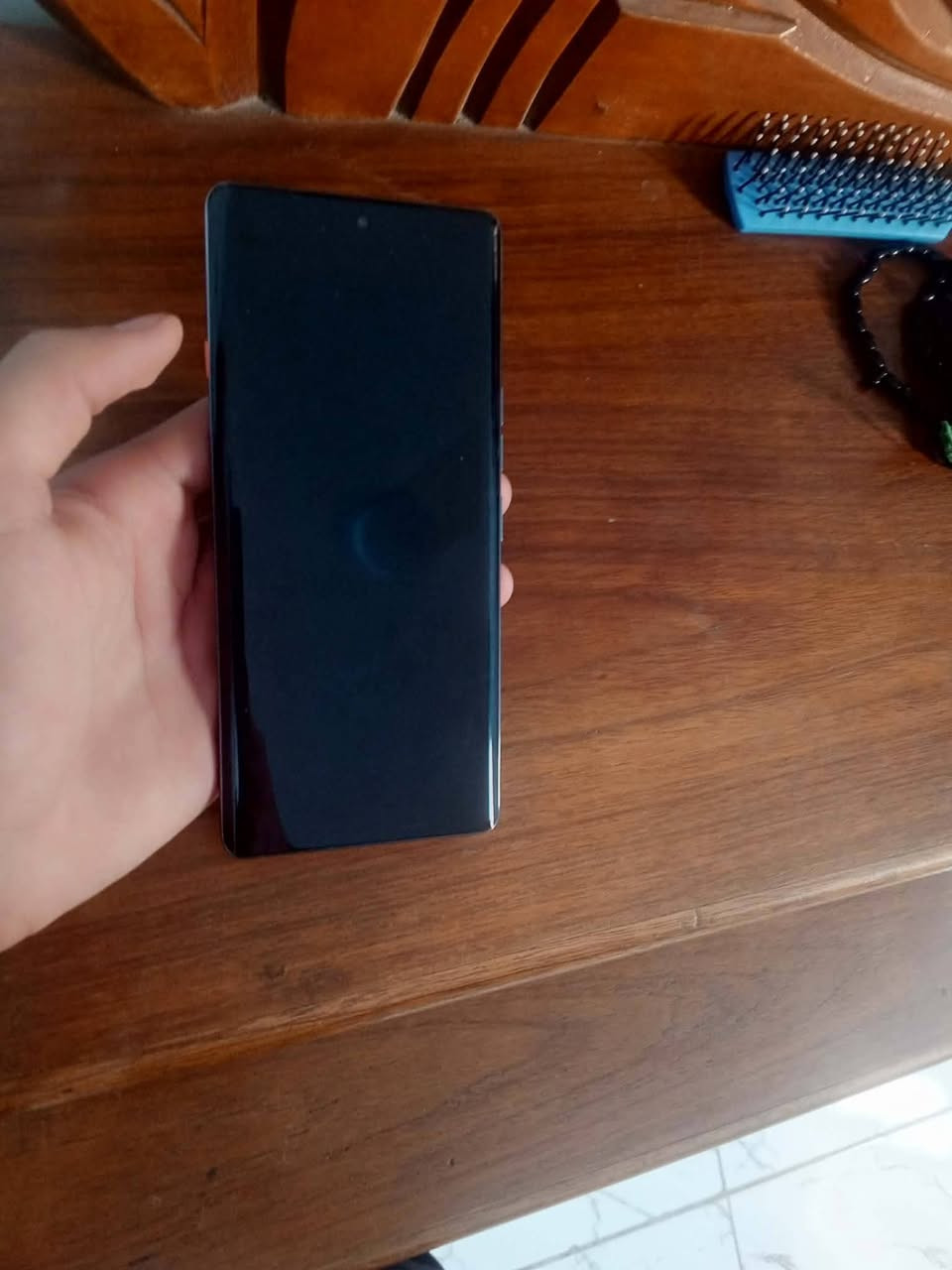 تكنو كومان 40 برو 5G
شاشه اوملد حجم الشاشه 6.78 دقة الشاشه FHD
معدل التحديث الشاشه 144 هرتز
المعالج 7300 دايمن ستي 
الذاكرة 256  الرام 8+8
كاميرا الخلفيه 50 MP مثبت بصري OIS 
البطارية  5200 mah شحن 45W سريع
مقاومة الماء و الغبار  IP68 / IP69
نظام أندرويد 15 السعر ب 260 وبيه مجال بسيط كلش العنوان بابل مشروع المسيب ***********
