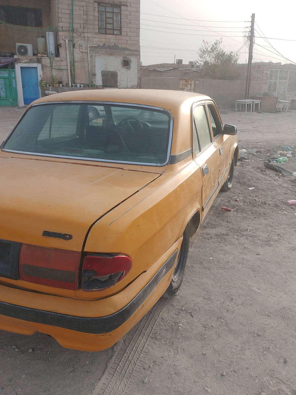 فولكه نضيفه نقصهه بس كير سعرهه 12قفل بدون دهره بس ليشتري يتصل مكينه ونجي جديده كسل سيدان تخم تاير حداديه نضيفه السياره اصولي
