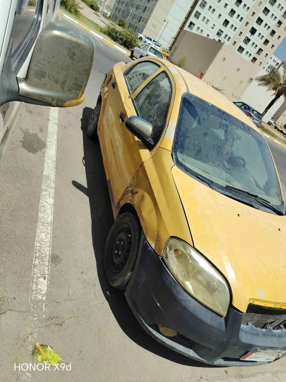 سلام عليكم،
افيو كير عادي محرك بي تبخير   

رقم نجف تريد تحويل تريد وكالة راعيهه بغداد 

بيهه نقوصات شوفه عينك  عليهه غرامات وهيئه  

مكان بغداد سعرها  13

***********

نص مكتوب في الصور:
- HONOR X9d