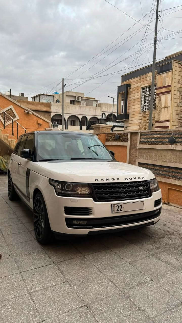 رانج روفر فوچ 2016 اوتوبايوغرافي وكالة سرادر خليجية
السيارة اوتوبايوغرافي VIP كشنات مفصول
السيارة جديدة جدا جدا 
رقم اربيل بأسمي 
—————-
محرك 8 سلندر 5.0 سوبر تشارج 
السيارة ماشية 85000 الف كيلو متر حقيقي 
كير محرك صدر كل شي كفالة وجديد
السيارة بوضع الوكالة بدون اي نواقص او مشاكل وكل شي بيها اصلي وصيانتها جديدة السيارة 
لون ابيض قمارة اسود بلاد تو كلر
———-
المواصفات :
كشنات مفصولة vip ملكية 
داخل جلد احمر 
سقف كنتارا
4 مقاعد مساج وكذلك تدفئة وتبريد مقاعد
ابواب شفط مع الصندوق شفط
كامرات 360 درجة 
فتحة سقف بانوراما 
السيارة 3 شاشات 
دوس كهربائية
حساسات امامي وخلفية 
اوتو بارك 
جميع المقاعد خزن وضعيات 
جكات 3 وضعيات
تبريد 3 قطع مع ثلاجات وسطية عدد 2
نقاط عمياء ومري طي تلقائي ومري قلاب
سماعات Meridian
وباقي مواصفات الاوتوبايوغرافي المعروفة 
  —————
السيارة بيها بارد بسيط 
السيارة خالية من العيوب والملاحظات وجديدة جدا مقارنة بخواتها 
السيارة للبيع او المراوس حسب القناعة 
موقع السيارة بغداد زيونة 
رقم التواصل : دكتور يوسف *********** متواجد اتصال وواتساب
