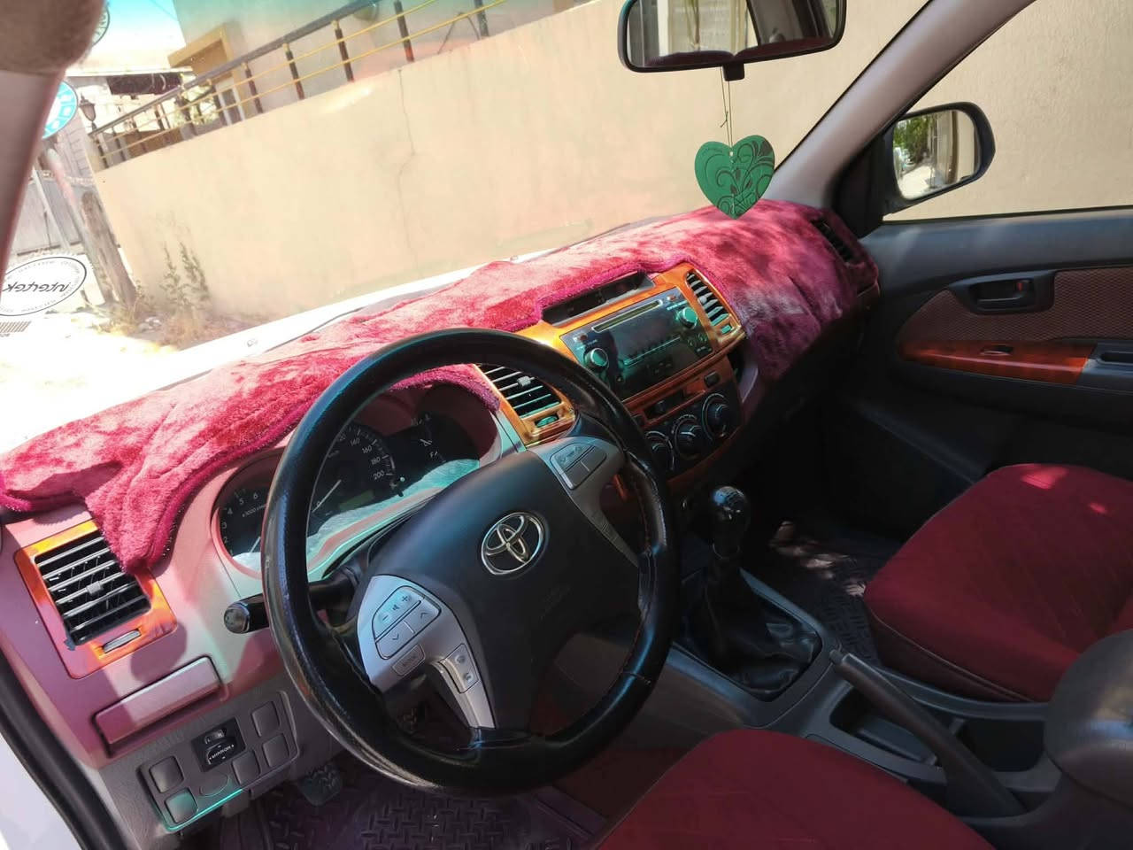 سڵاومەرزیە پارچەڕەش لەسەرساغی مۆدێل 2014سەنەوی تا2029تازەیە ماڵێکی پاکو بێ عەیب هەربرایەک مشته ریە تەلە فون بکات ***********جوابی نامەنادەمەوە برادەران
