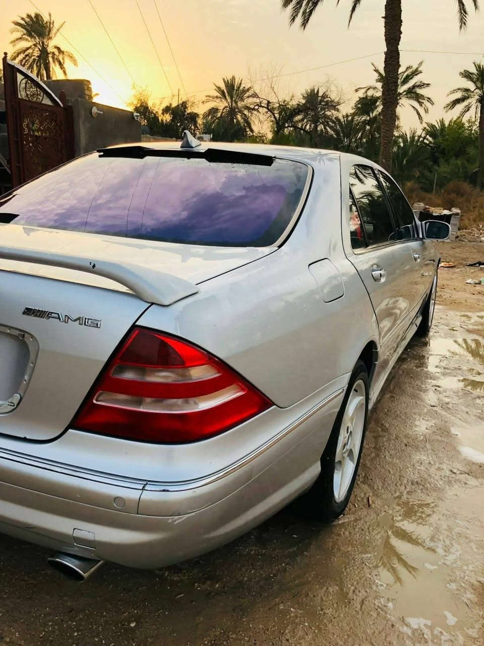 السلام عليكم
مارسدس غواصة AMG 2001

مكفولة رقمها ذي قار 

السعر 85

بأسمي مداور ثاني يوم
مكاني ذي قار سوق الشيوخ 

***********
