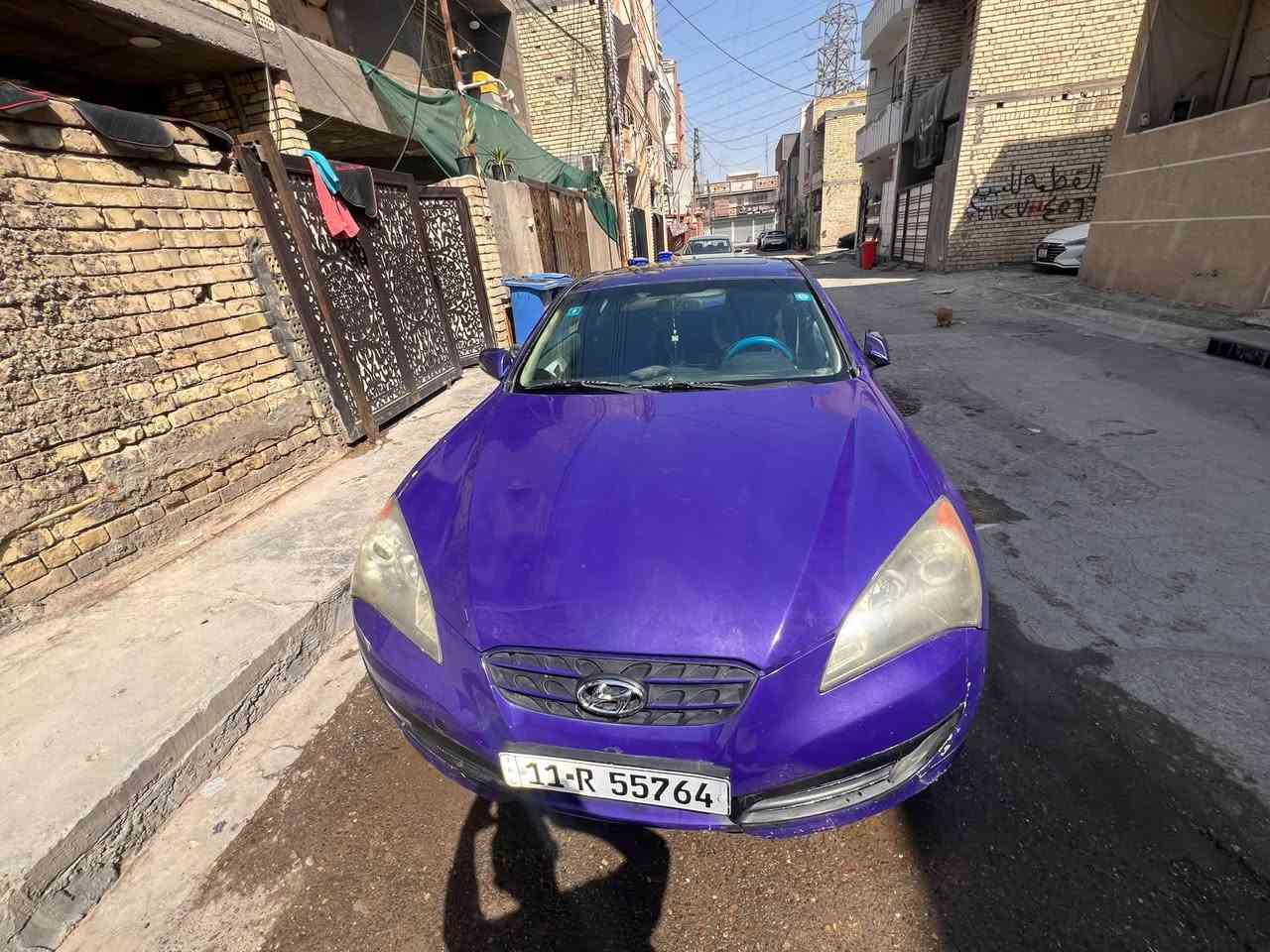 سلام عليكم 
سياره هونداي جينسز موديل 2011 تك باب مكينه وكير محوره بطه (6اسلندر) خير من الله السياره وارد امريكي حادثه مكلوبه تبريد شغال بس منقص غاز لون بنفسجي بي لمعه.  هزه جديد والسياره بسمي تحويل ثاني يوم .  كل تفاصيل السياره موضحه بل صور .
عنوان : بغداد الشعب 
للاستفسار :***********
السعر :48وبي مجال

