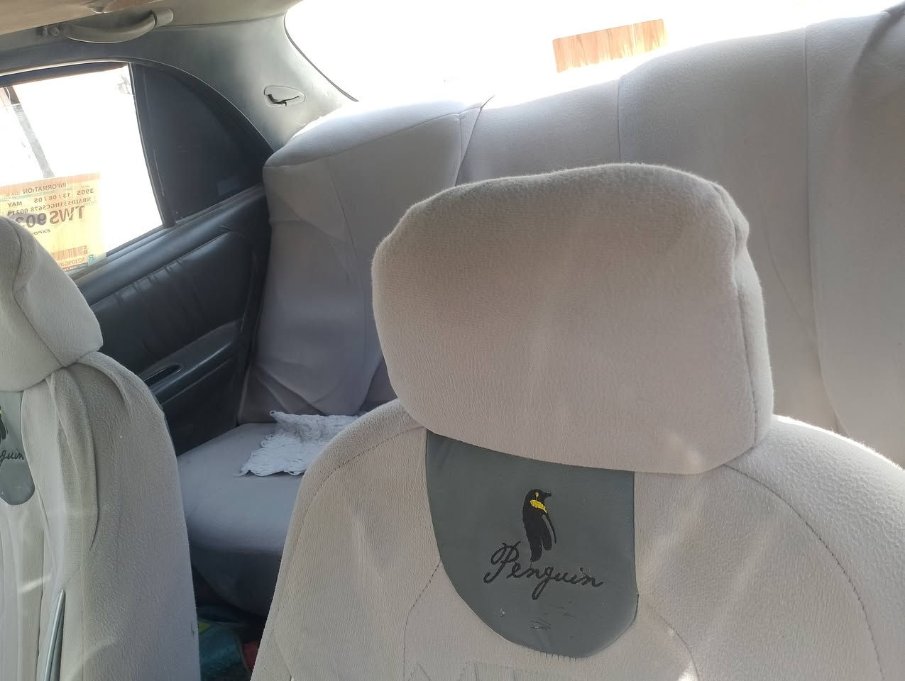 السلام عليكم للبيع سيارة سوناتا 2 موديل 94 سيارة نظيفة وجاهزة مكفولة مال جناي كاعدة وزن 
كير عادي توب 
محرك مكفول 
تايرات اخو الجديد
كشرها حلو 
شلعتها تخبل 
المكان ديالى تقاطع الوجيهية  السعر على الرقم مكدر اجاوب خاص 
***********
