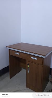 ميز دراسي • للبيع • واتساب شغال